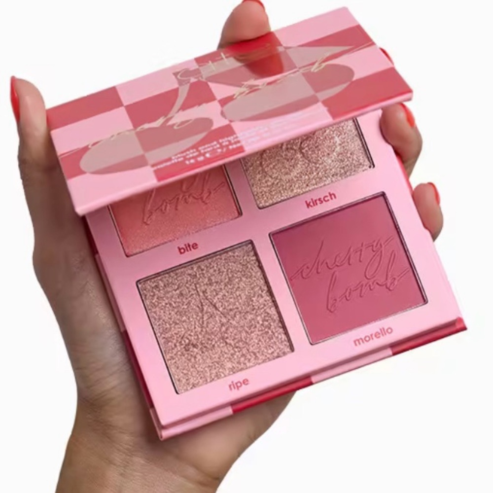 CIATE LONDON Cherry Bomb Blush and Highlighter Palette in Light Medium 16g - Picture 2 of 6